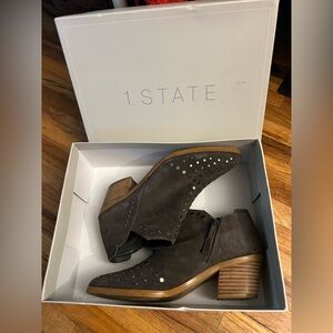 1. STATE Lola Charcoal Suede Studded Ankle Booties Women’s Size 7.5